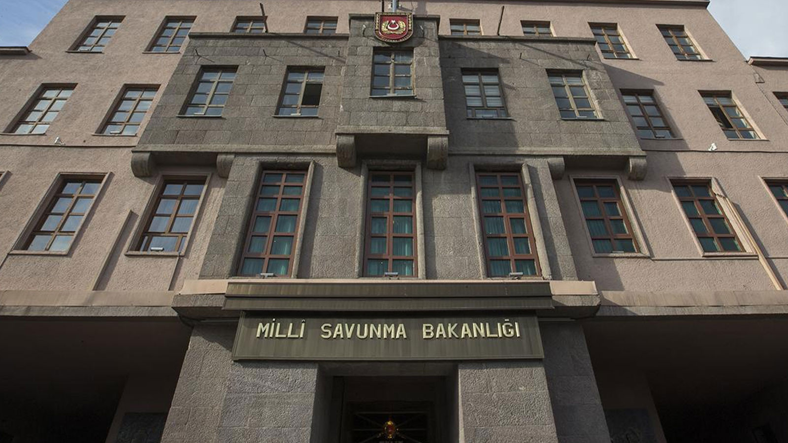 MSB: İran’dan ateşlenen üçüncü füze imha edildi