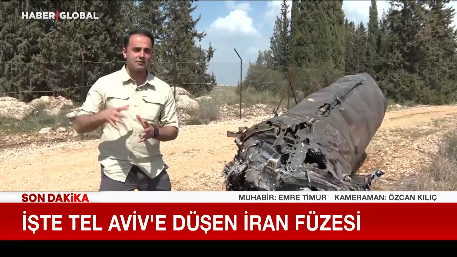 Tel Aviv'e düşen İran füzesi görüntülendi