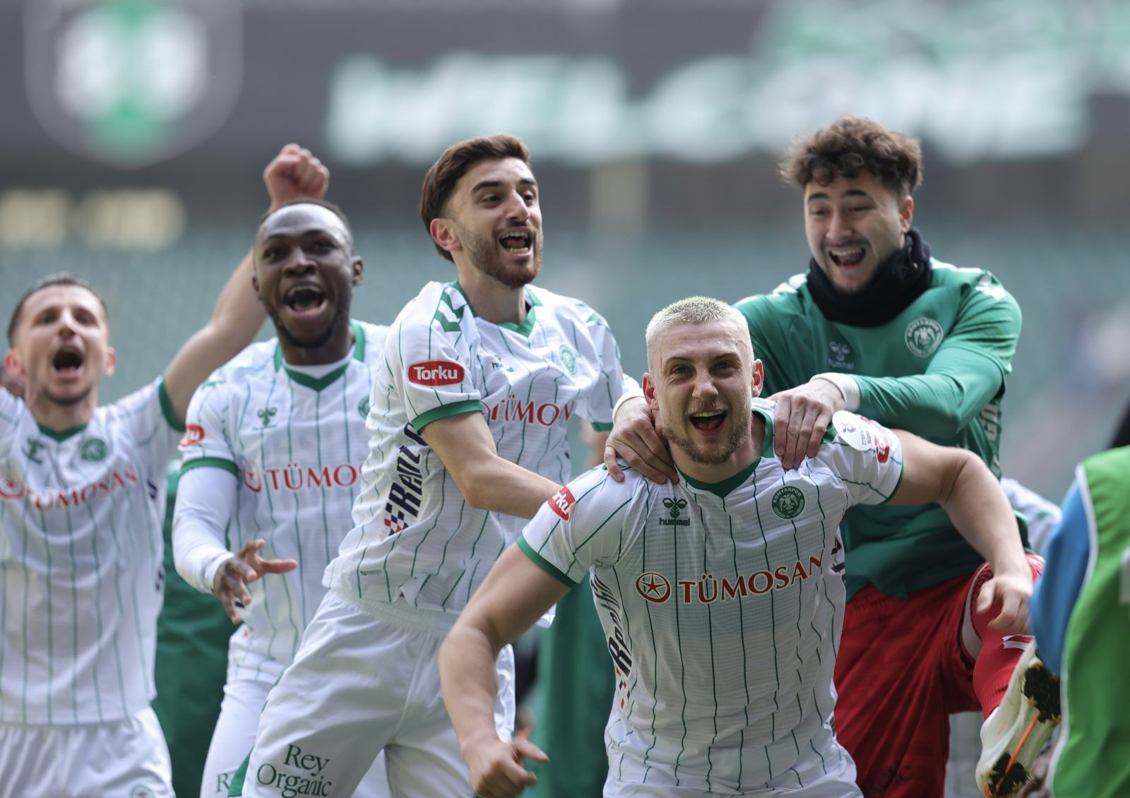 Kocaelispor -  Konyaspor maçı olay sözler: Fazla ağlanmasın! - Resim: 4