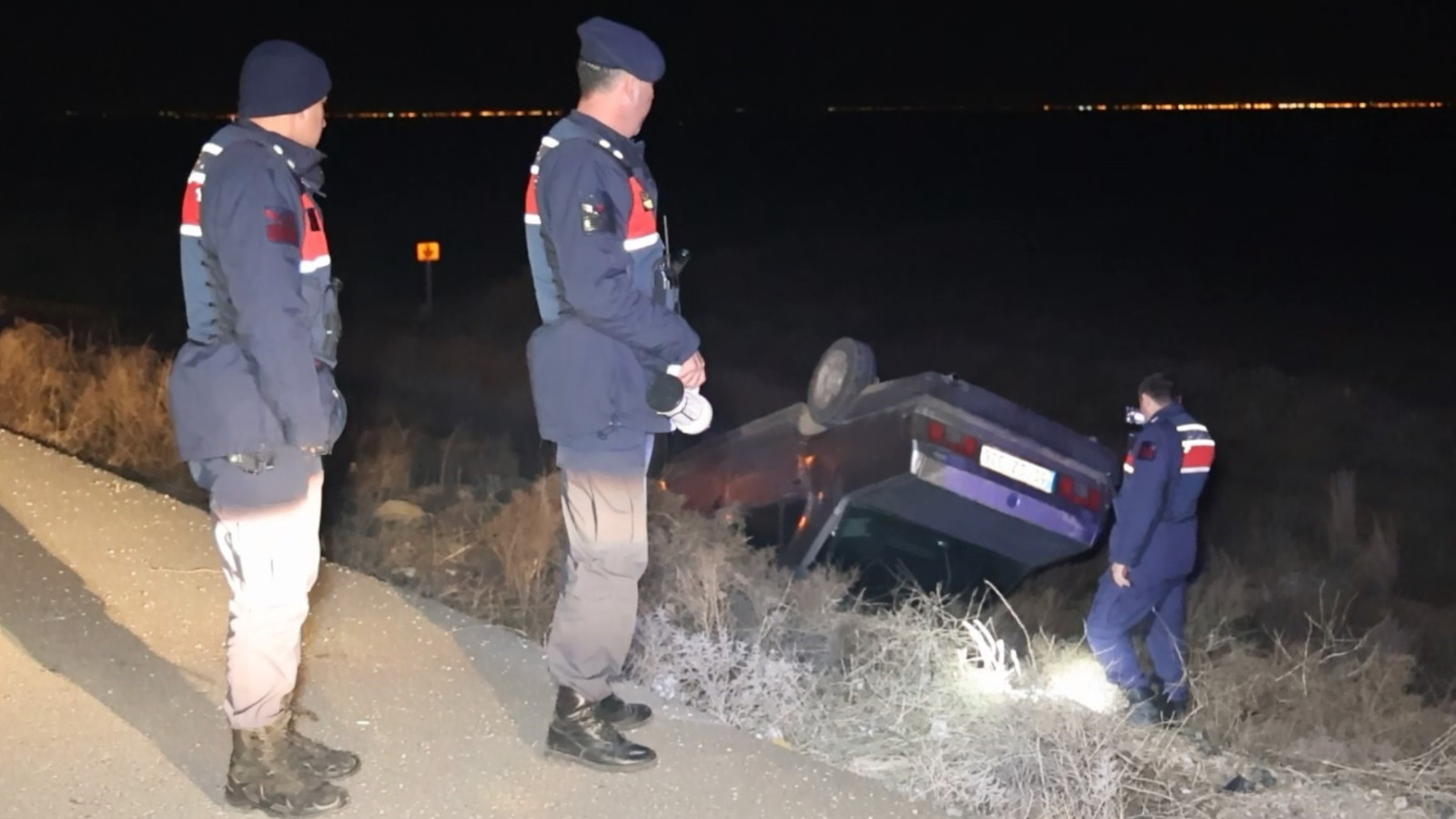 Aksaray'da otomobil şarampole yuvarlandı: 1 yaralı