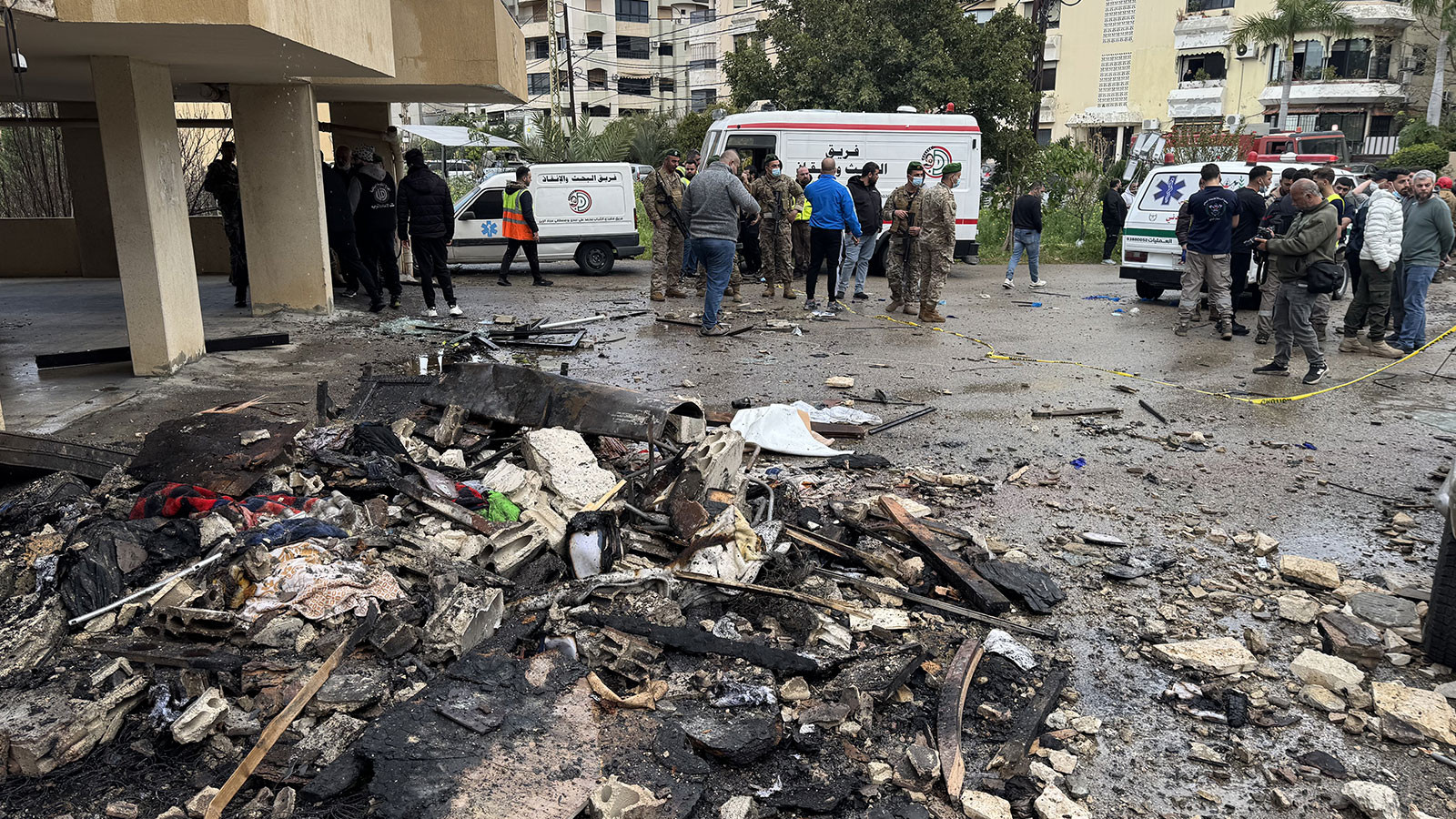 Lübnan Sağlık Bakanlığı açıkladı: İsrail saldırılarında ölü sayısı 826'ya yükseldi