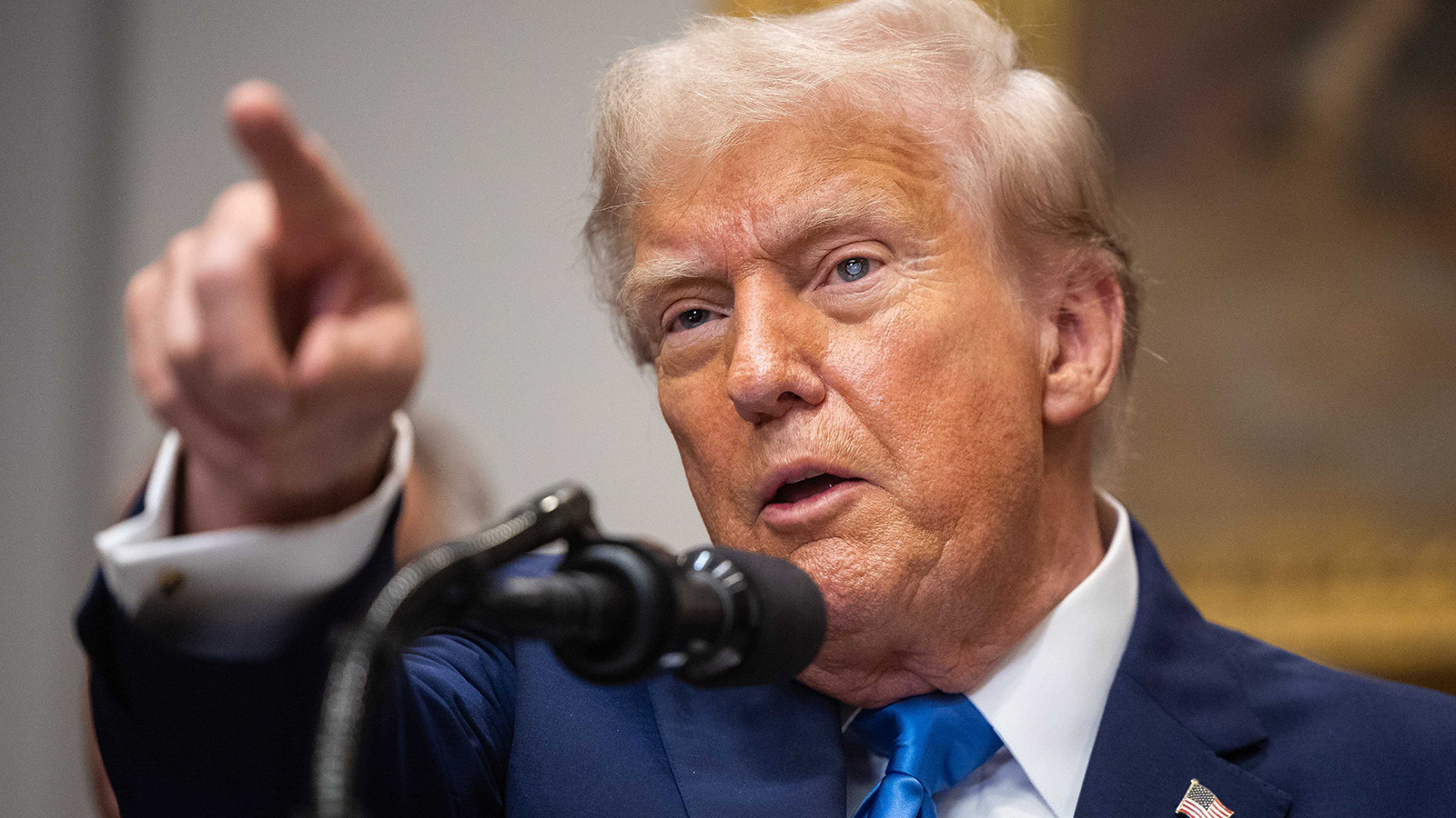 Trump: Hürmüz Boğazı öyle ya da böyle açılacak