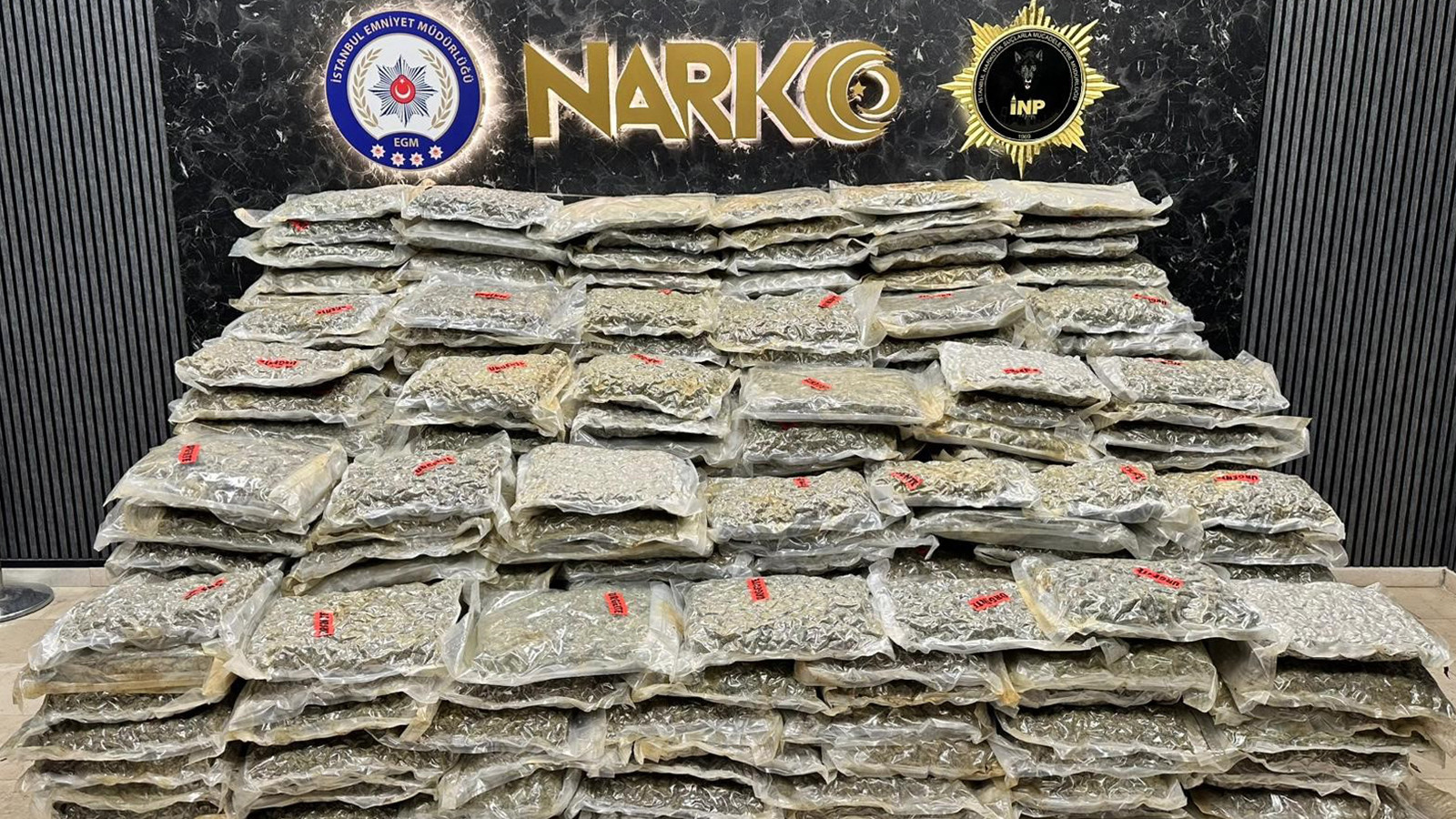 Küçükçekmece'de uyuşturucu operasyonu