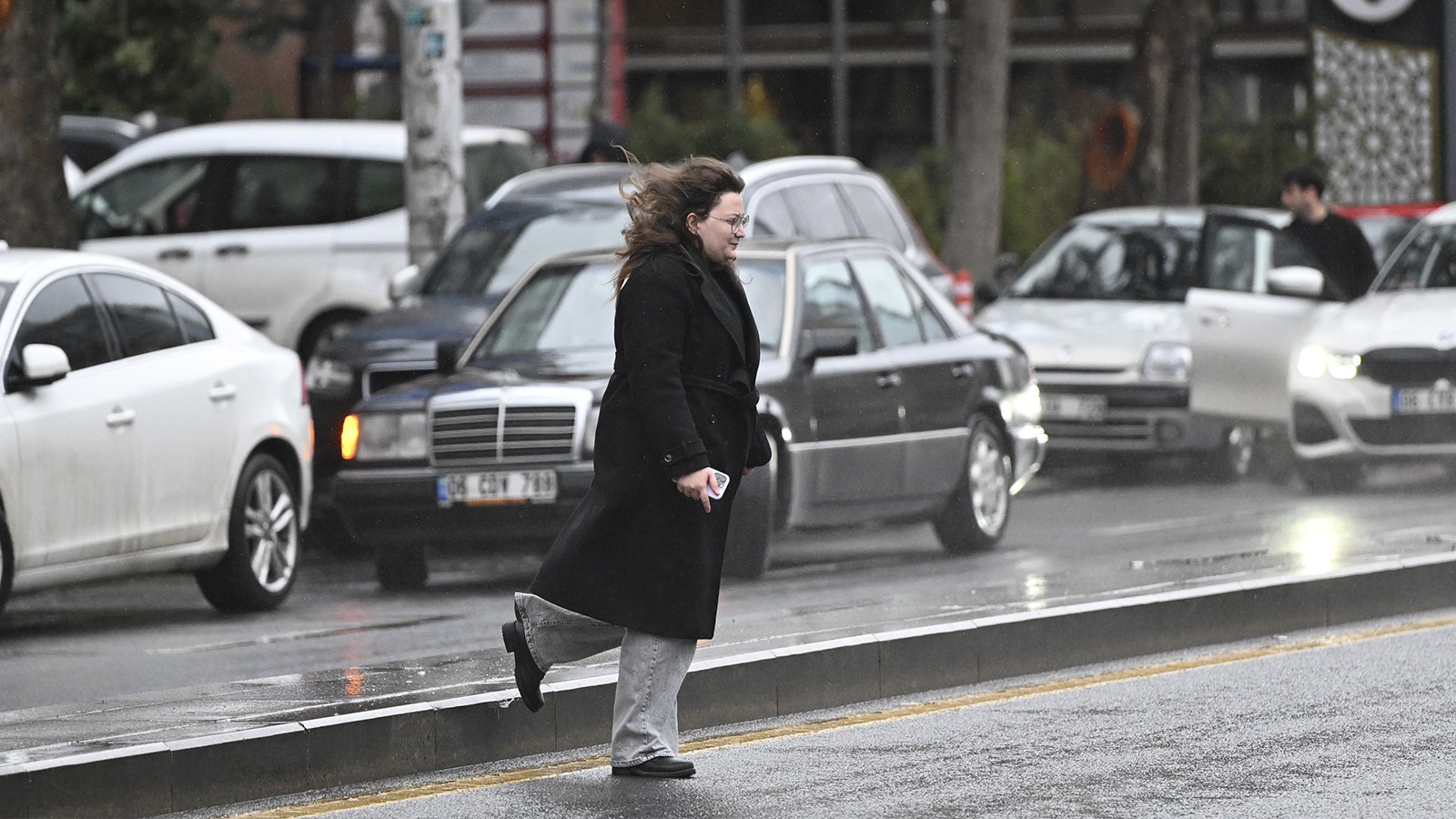 Meteoroloji uyardı! 39 şehrimizi 16 Mart günü sağanak yağış vuracak! İşte o iller