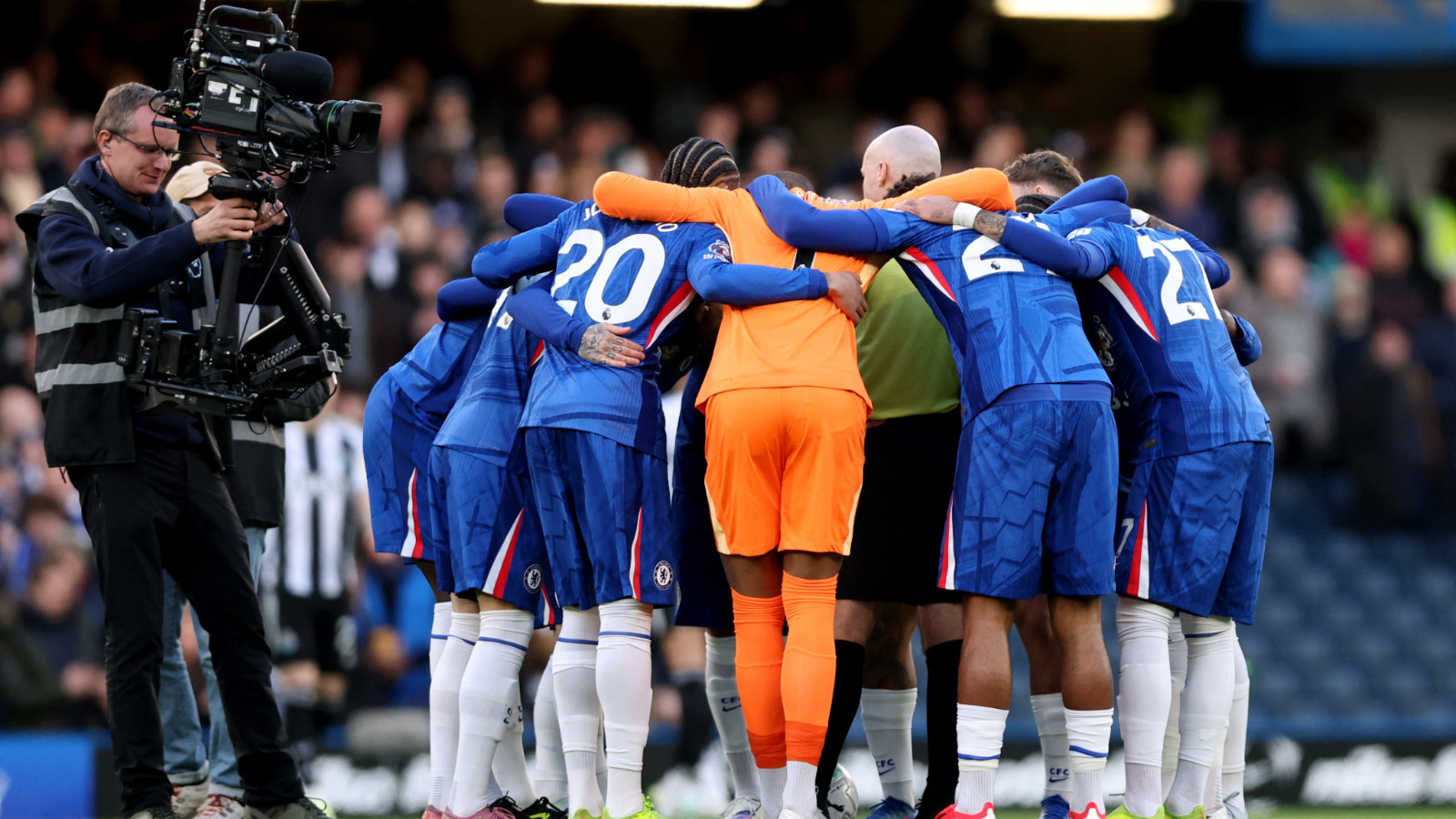 Chelsea'nin transfer yasağı 2 yıllığına askıya alındı