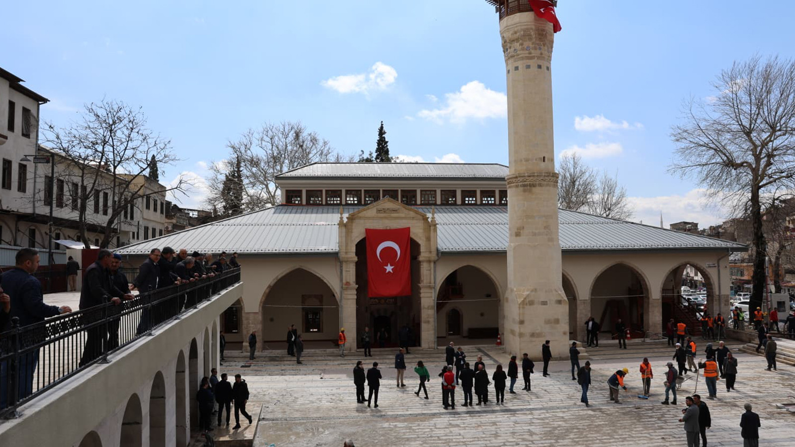 Kahramanmaraş Ulu Camii yeniden ibadete açıldı