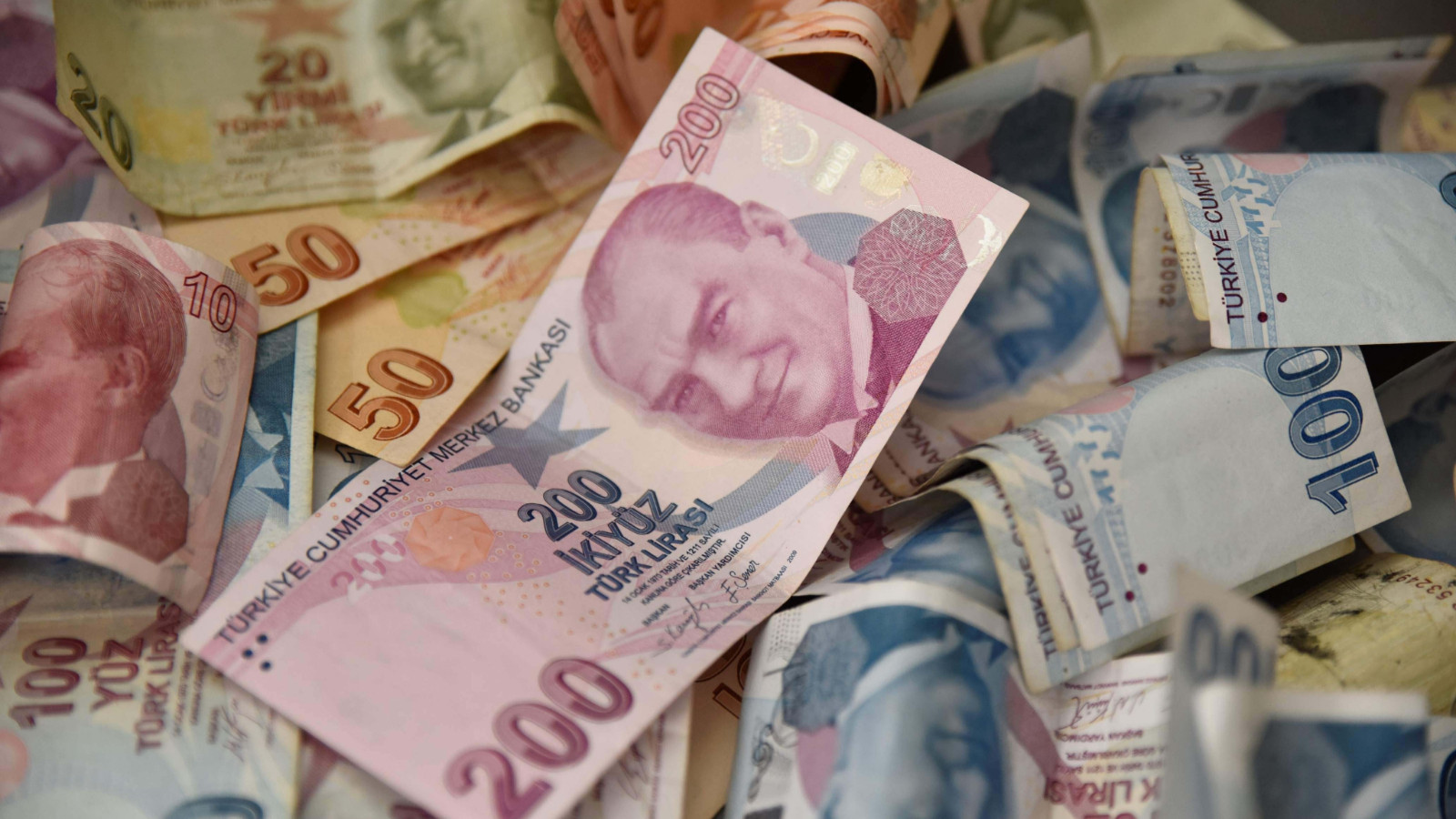 100 bin TL ihtiyaç kredisi... 24 ay vadeli geri ödemesi belli oldu