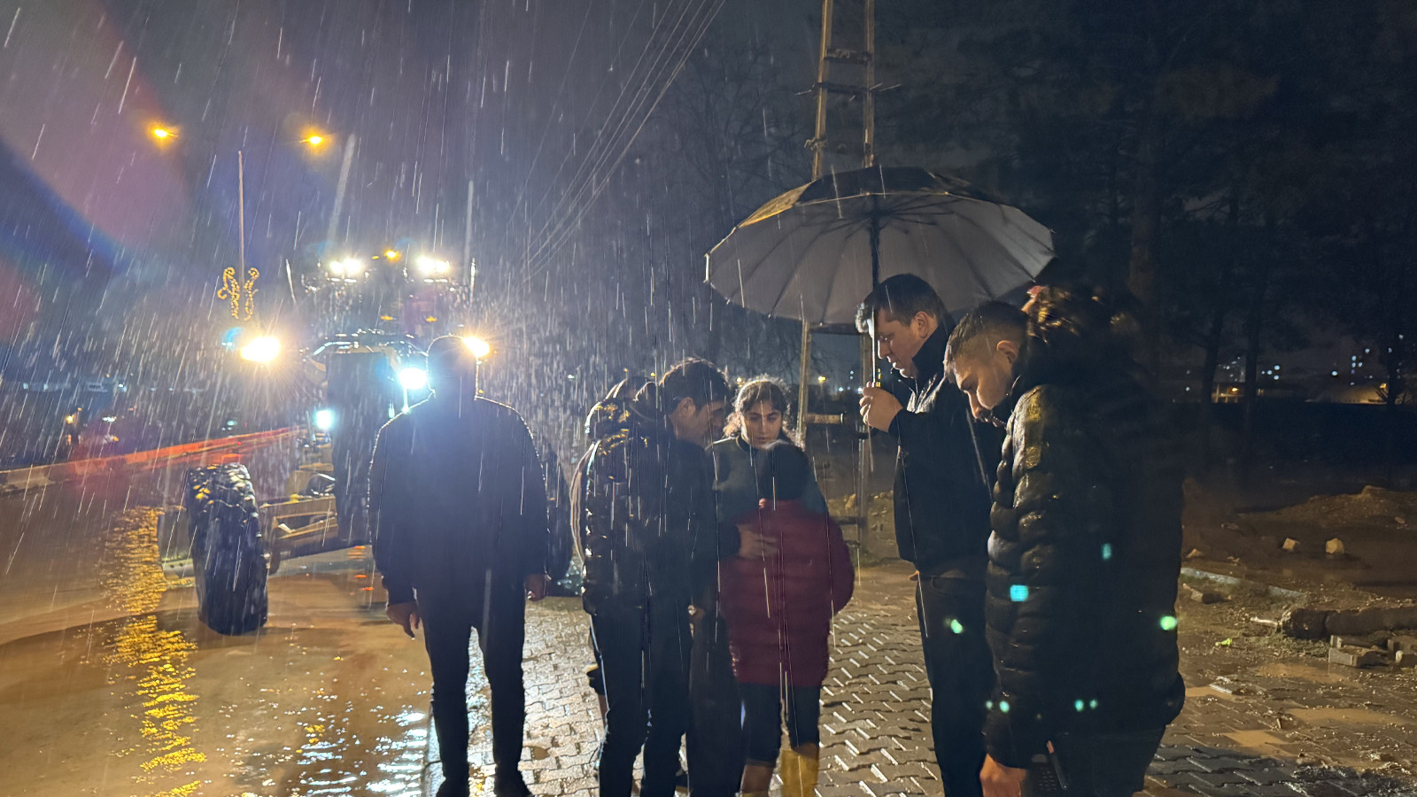 24 şehrimizi 18 Mart günü sağanak yağış esir alacak! İşte o iller