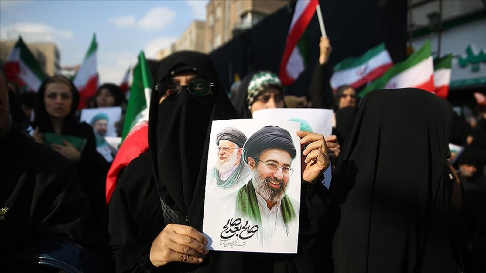 ABD basını yazdı: İran'da çözülme yok güçlenme var