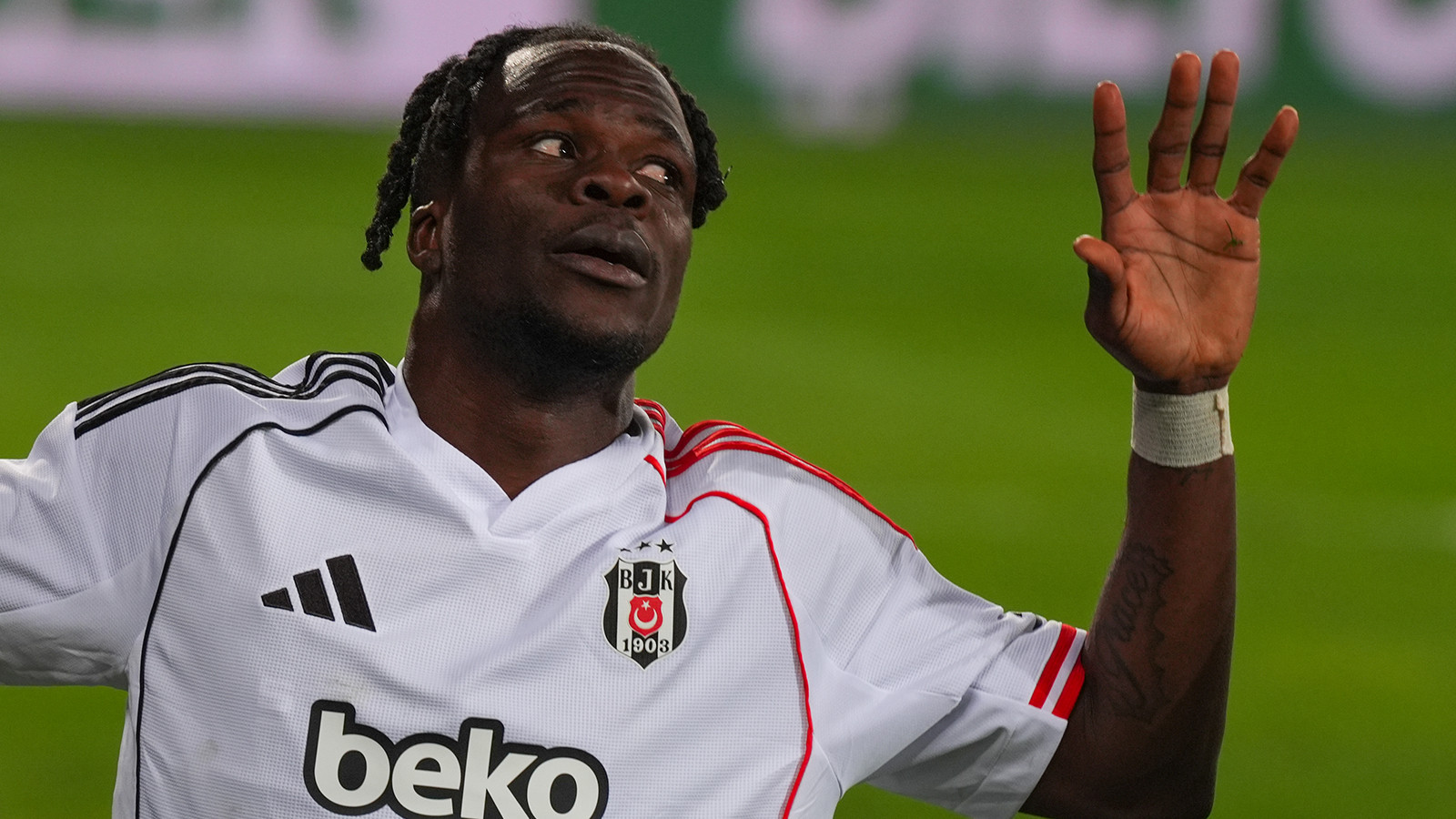 Beşiktaşlı Junior Olaitan'a milli davet