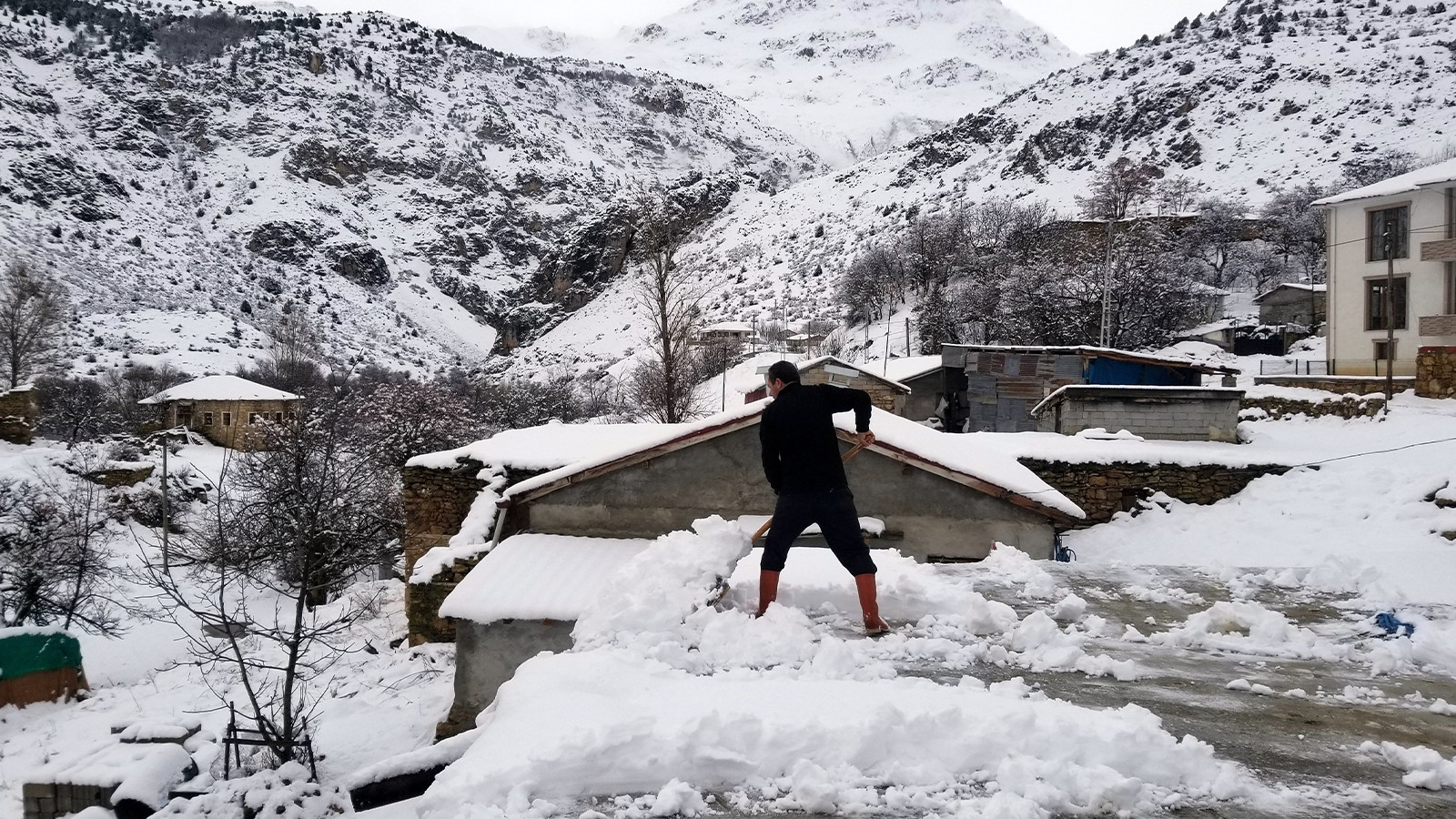 Buzlanma, don ve çığ... Meteoroloji'den o illere kritik uyarı
