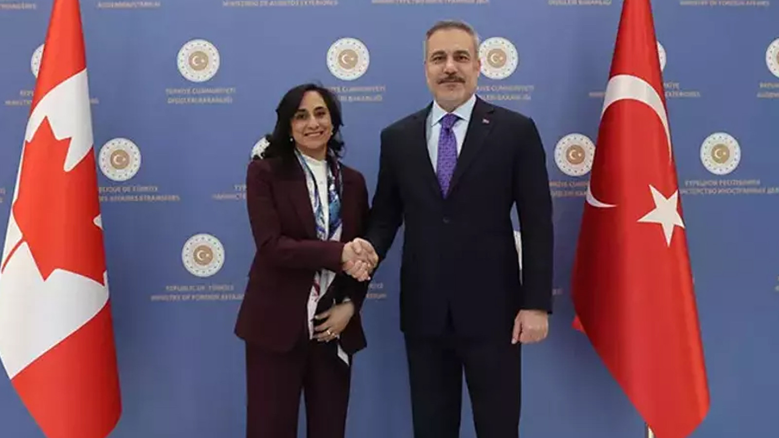 Dışişleri Bakanı Hakan Fidan, Kanadalı mevkidaşı Anand ile görüştü