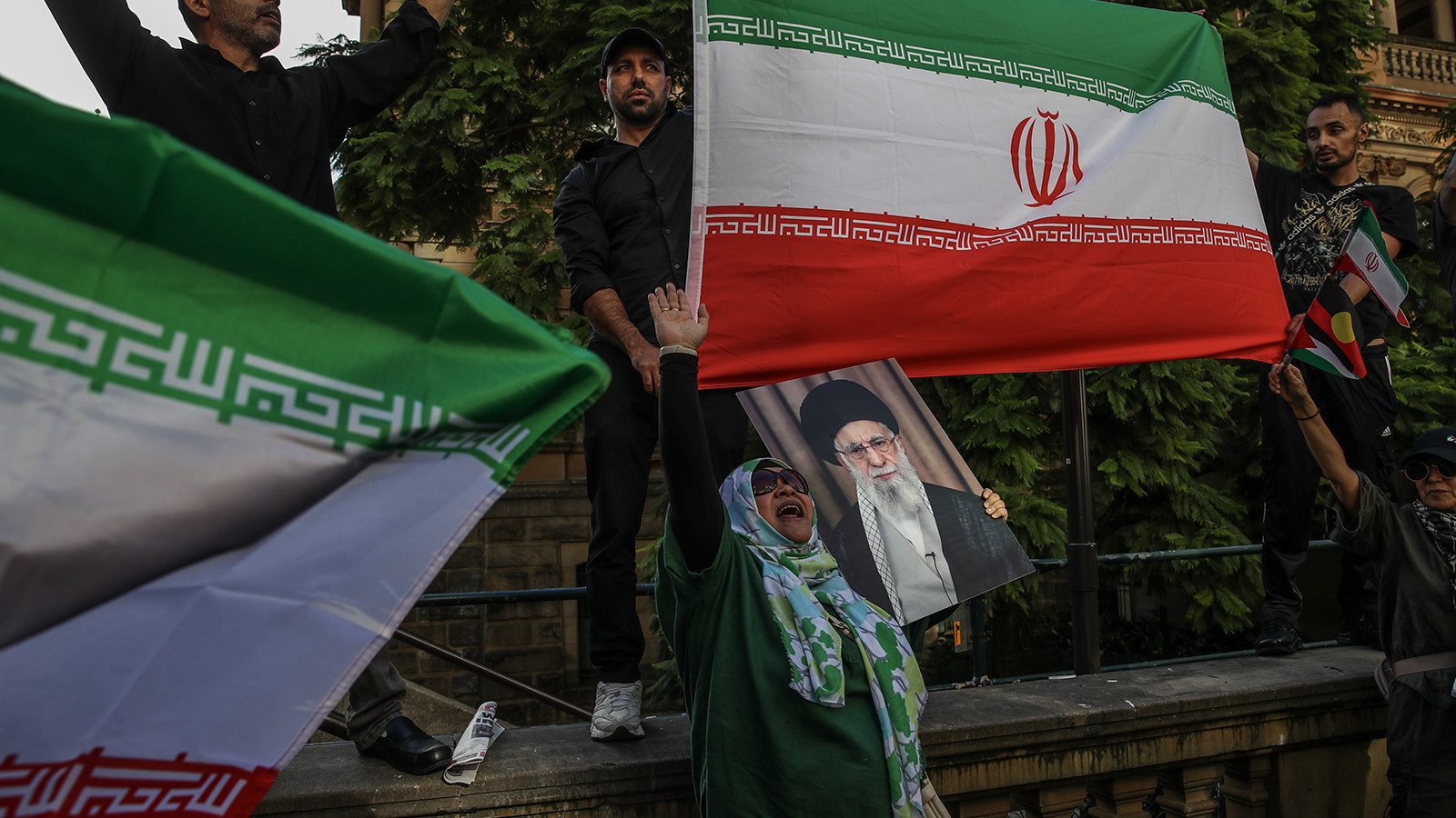 İran'da casusluk operasyonu: 55 kişi gözaltında