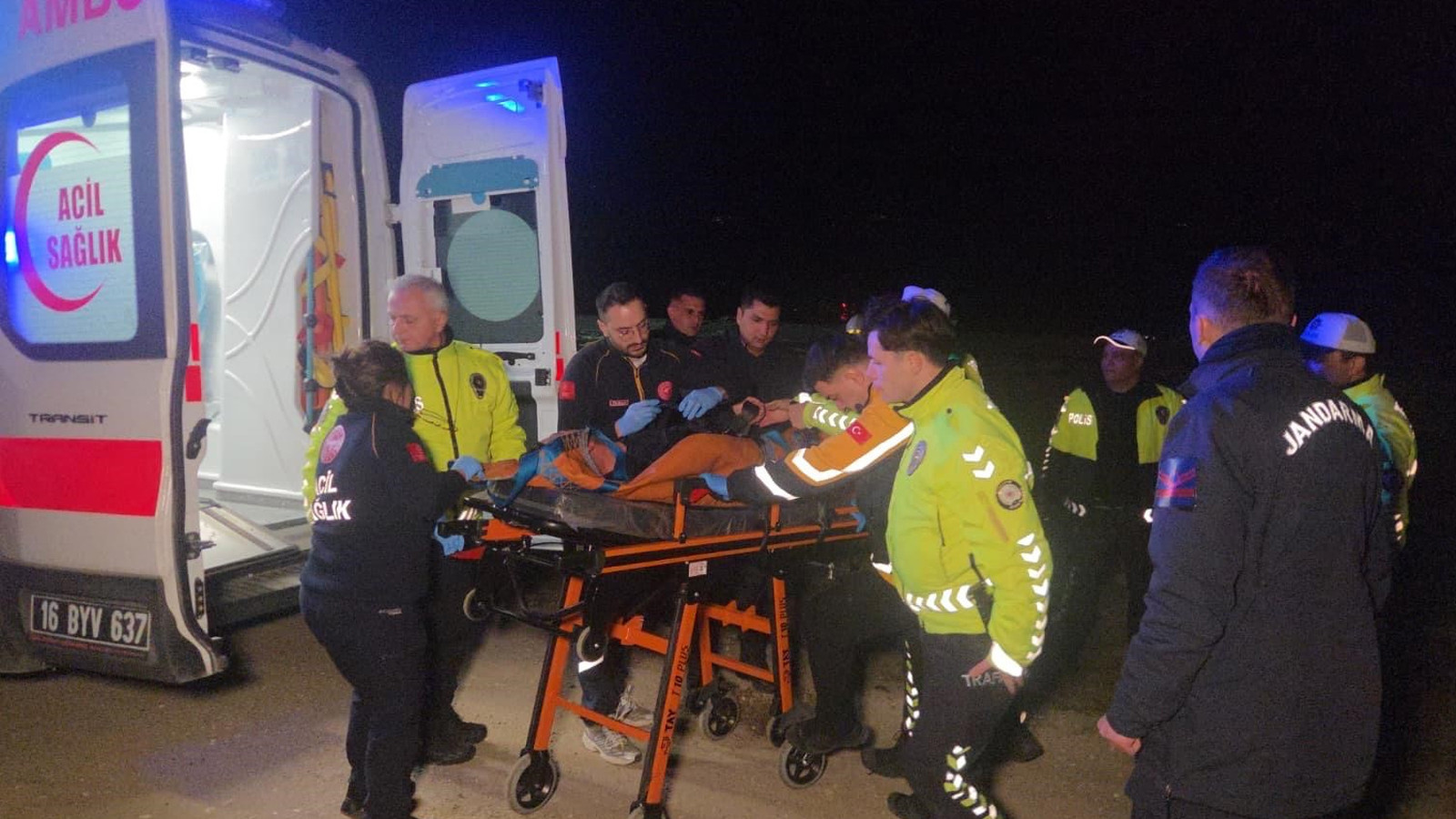 İznik Gölü'ne uçan otomobilde can pazarı