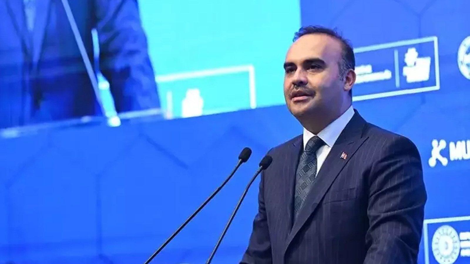 Bakan Kacır: Bizden neyi esirgiyorlarsa daha iyisini yerli ve milli olarak üretiyoruz