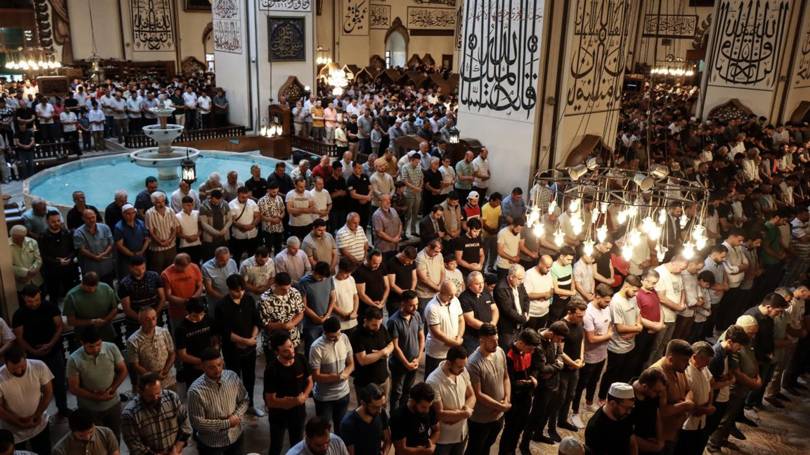 İllere göre bayram namazı saatleri belli oldu