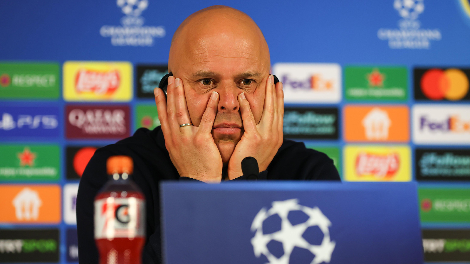 Liverpool'da Arne Slot'un kaderi Galatasaray maçına bağlı