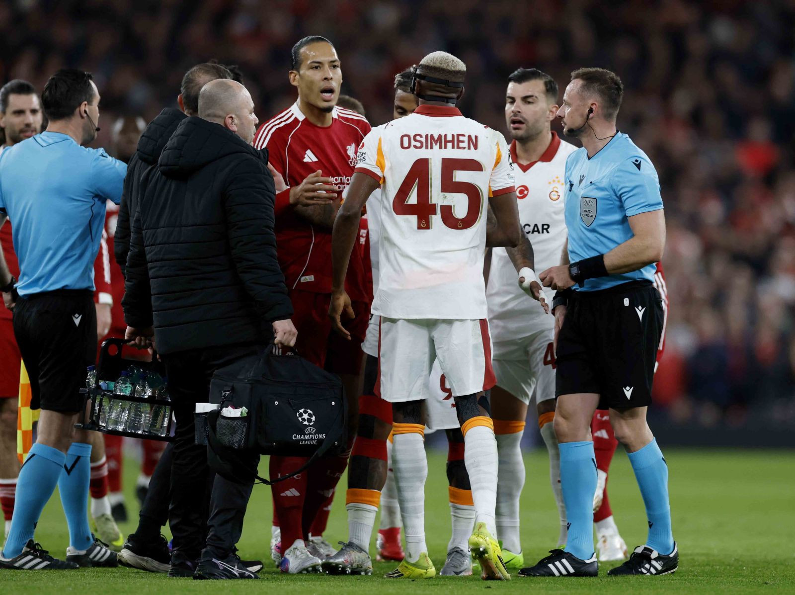 Kolu kırılan Victor Osimhen için flaş gelişme: Nijerya'ya gidecek - Resim: 3