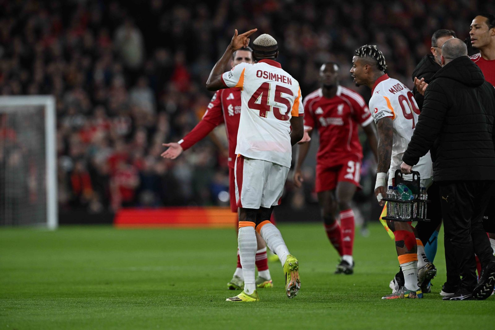 Kolu kırılan Victor Osimhen için flaş gelişme: Nijerya'ya gidecek - Resim: 4