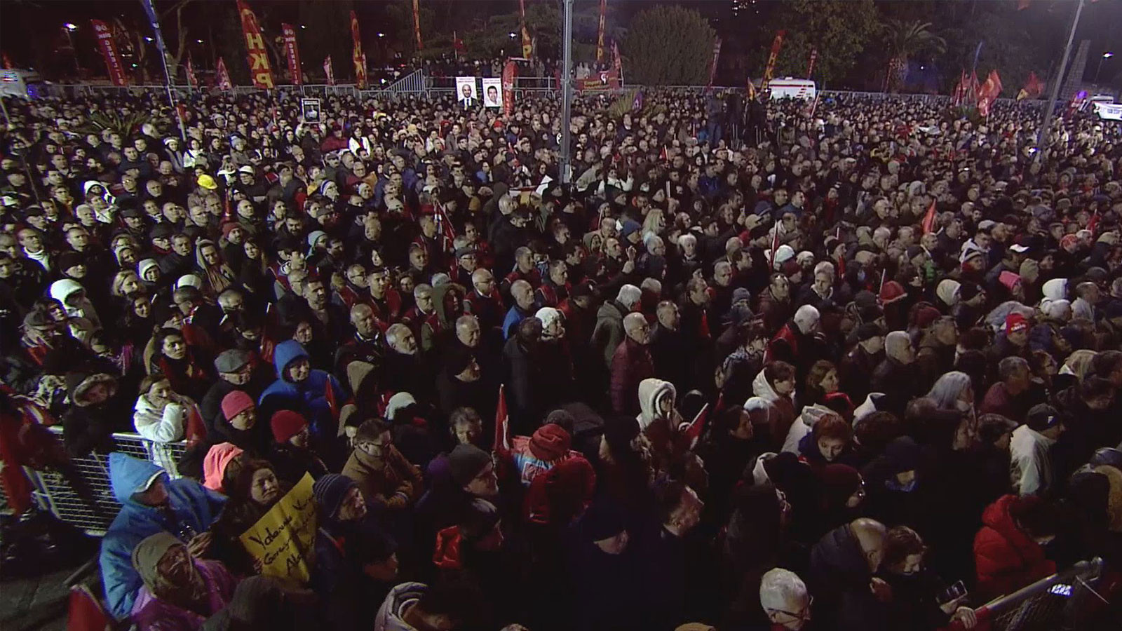 CHP'nin Saraçhane'deki mitinginde 35 kişi gözaltına alındı