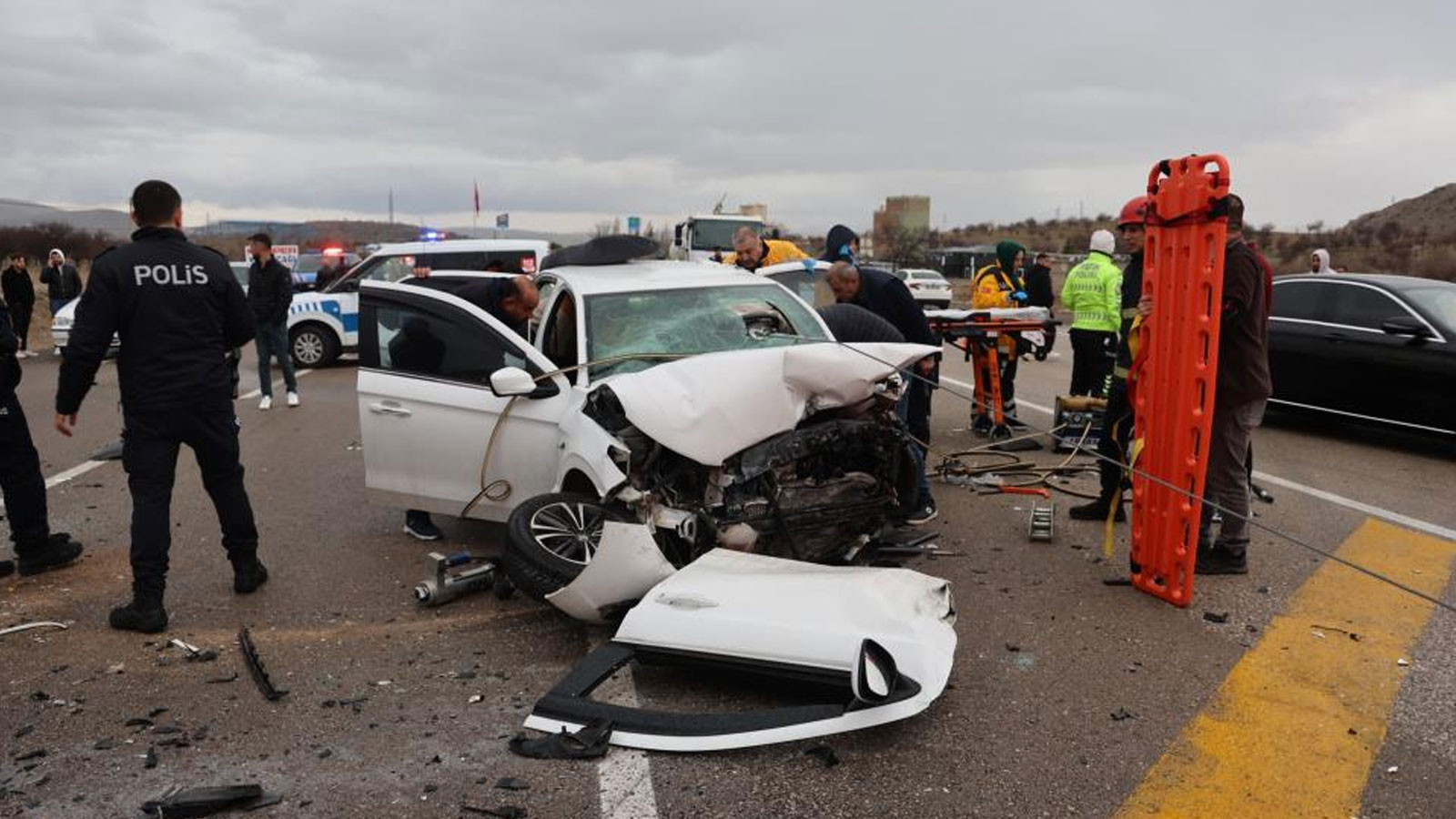 Nevşehir’de zincirleme trafik kazası: Ölüler ve yaralılar var