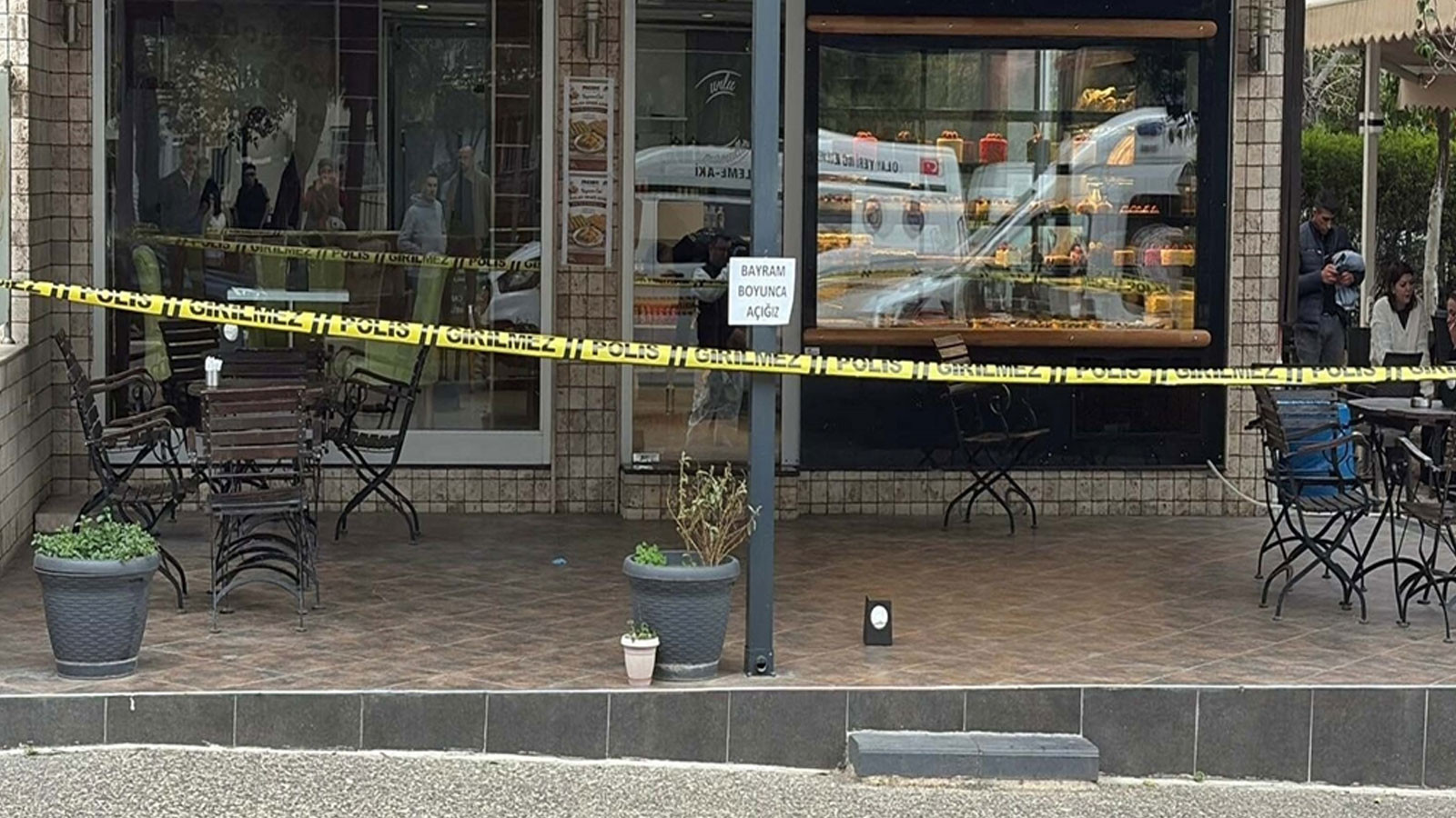 Aydın'da fırında dehşet! Eski Aydınspor Başkanı Erhan Özlüer ve kardeşi öldürüldü