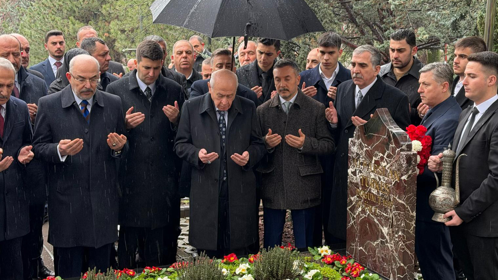 Bahçeli: Partilerimizin, Türkiye'nin meselelerinde görüş birliğinde olmasını temenni ediyorum