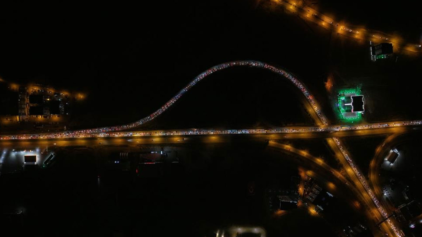 Bayram dönüşü trafik çilesi: 40 kilometrelik araç kuyruğu