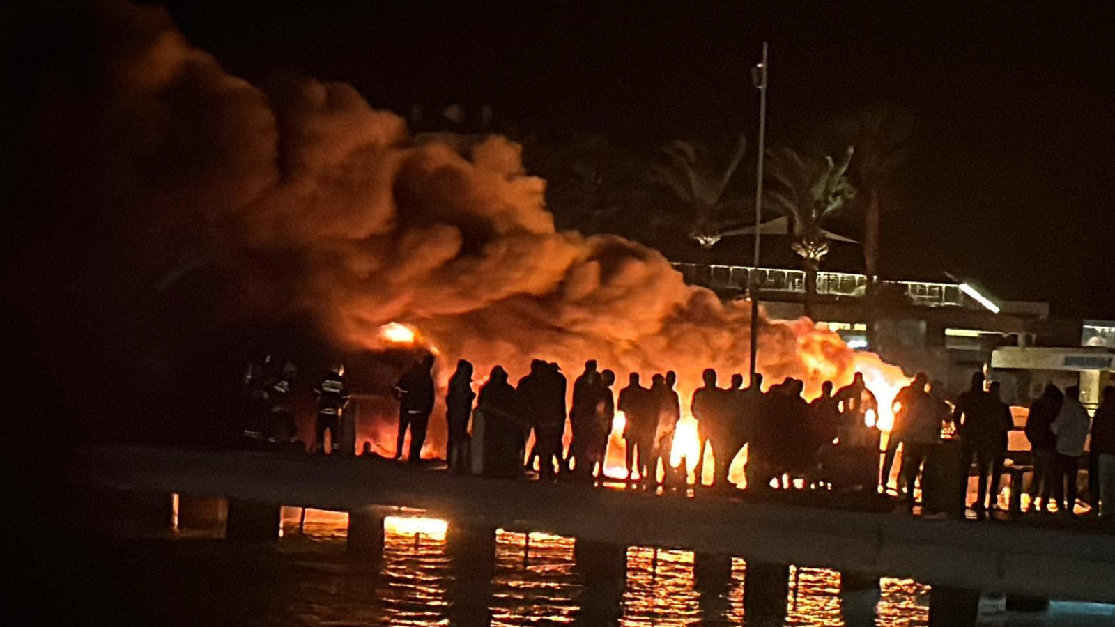 Bodrum’da marinada yangın! 8 motoryat alev alev yandı