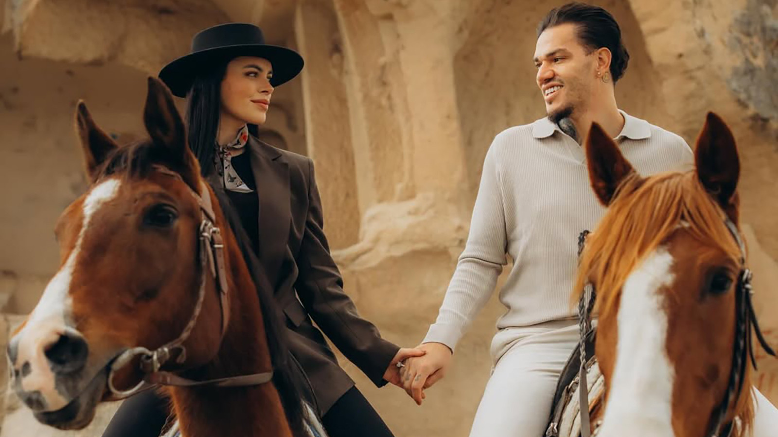 Fenerbahçeli Ederson iznini Kapadokya'da geçirdi