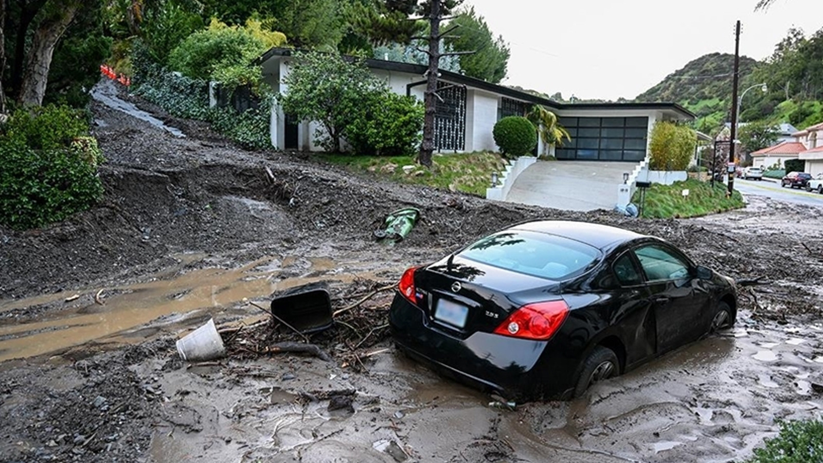 Hawaii'de son 20 yılın en şiddetli sel felaketi!