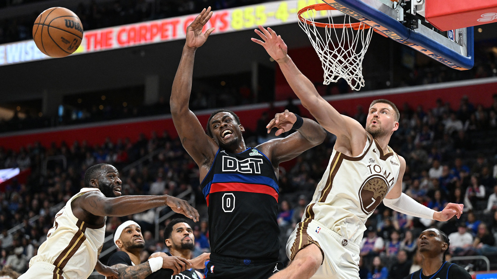 Ömer Faruk Yurtseven'li Warriors Detroit Pistons'ı geçemedi