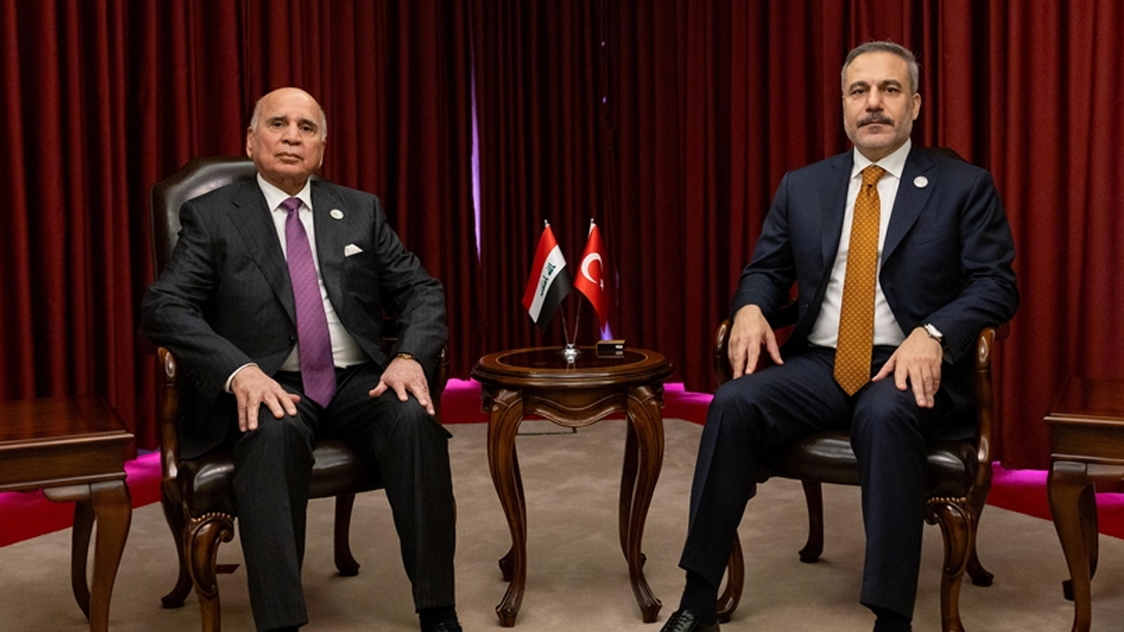 Bakan Hakan Fidan, Irak Dışişleri Bakanı Fuad Hüseyin ile görüştü