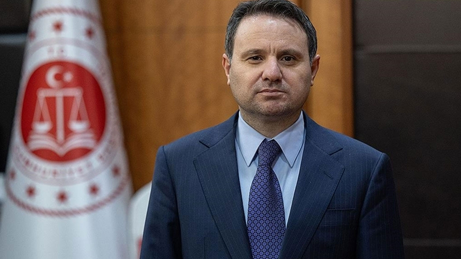 Bakan Gürlek'in tapu kayıtlarını sorguladığı iddia edilen tekniker: "Bakanın tapu kayıtlarını sorguladım"