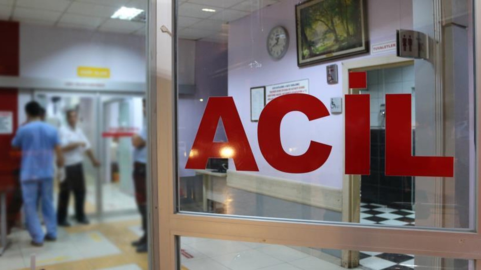 Denizli'de darbedildiği ve bıçaklandığını söyleyerek hastaneye başvuran kişi öldü