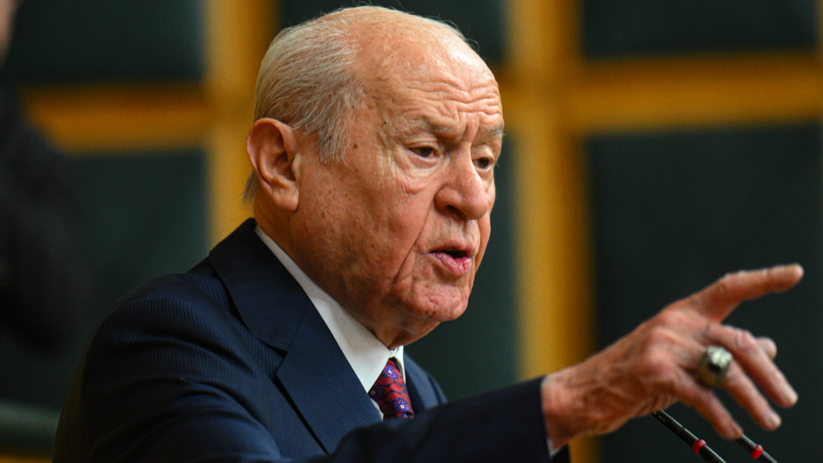 Devlet Bahçeli ülke liderlerine seslendi: Pedro Sanchez'den ilham alın