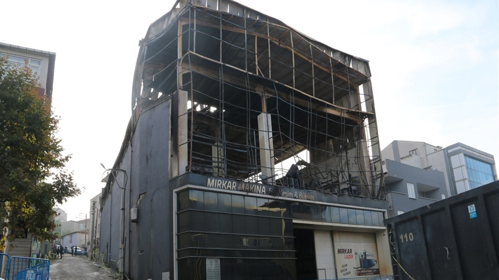 7 işçinin öldüğü fabrika yangınına ilişkin davanın ilk duruşması başladı