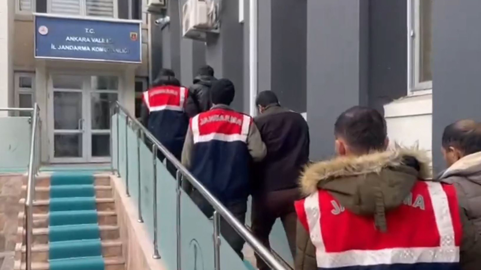 24 ilde DEAŞ'a yönelik operasyon: 88 gözaltı