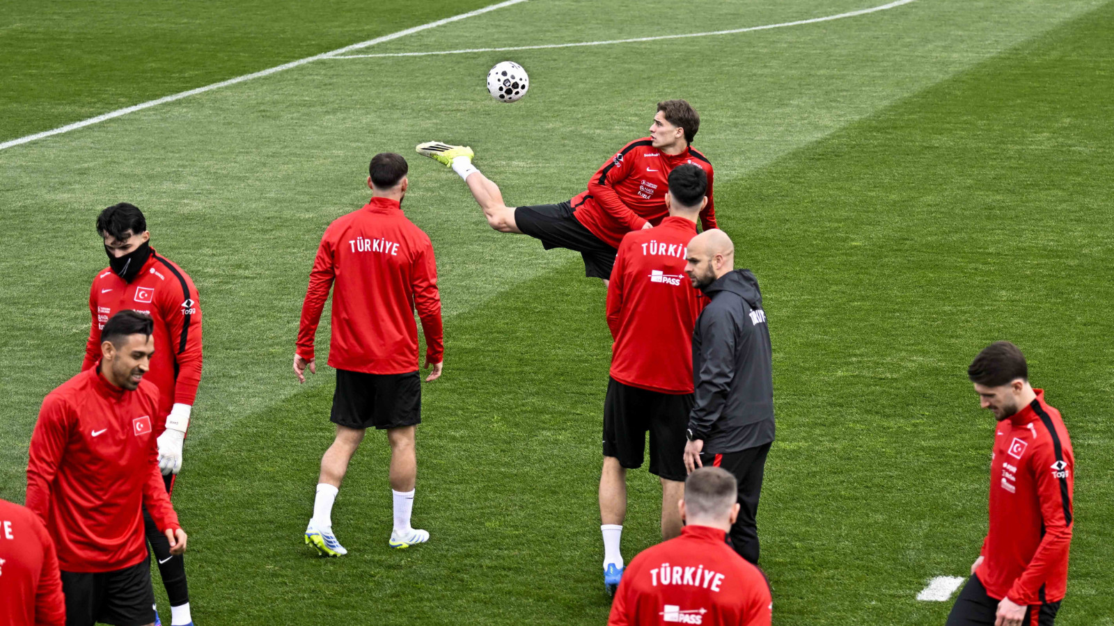 A Milli Takım, Romanya maçının hazırlıklarını tamamladı