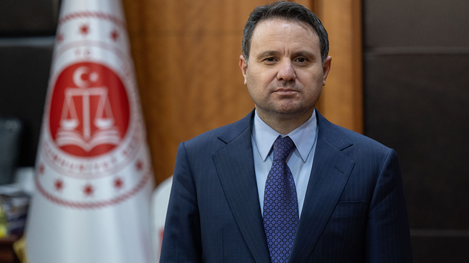 Adalet Bakanı Gürlek'in tapu kayıtlarını sorgulayan ilçe tapu müdürü tutuklandı