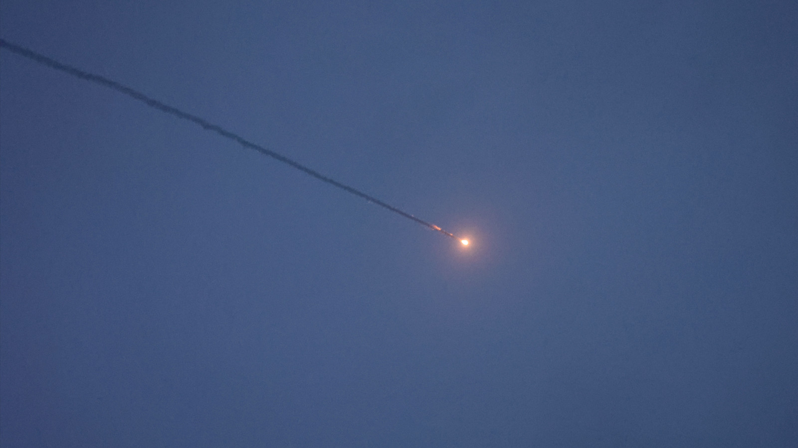 Suudi Arabistan: 28 İHA ve 1 balistik füze saldırısı engellendi