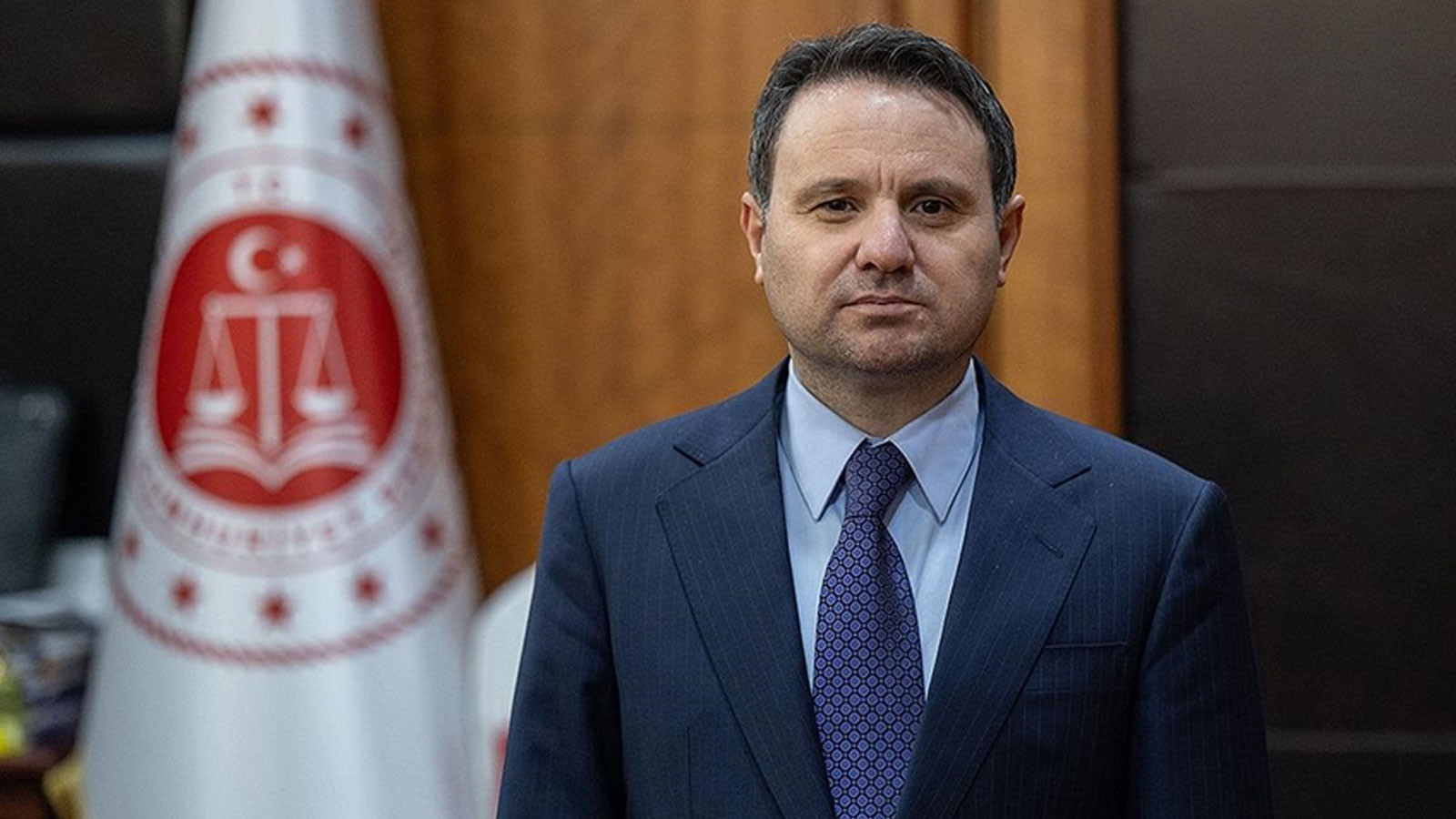 Bakan Gürlek'ten Özgür Özel hakkında suç duyurusu