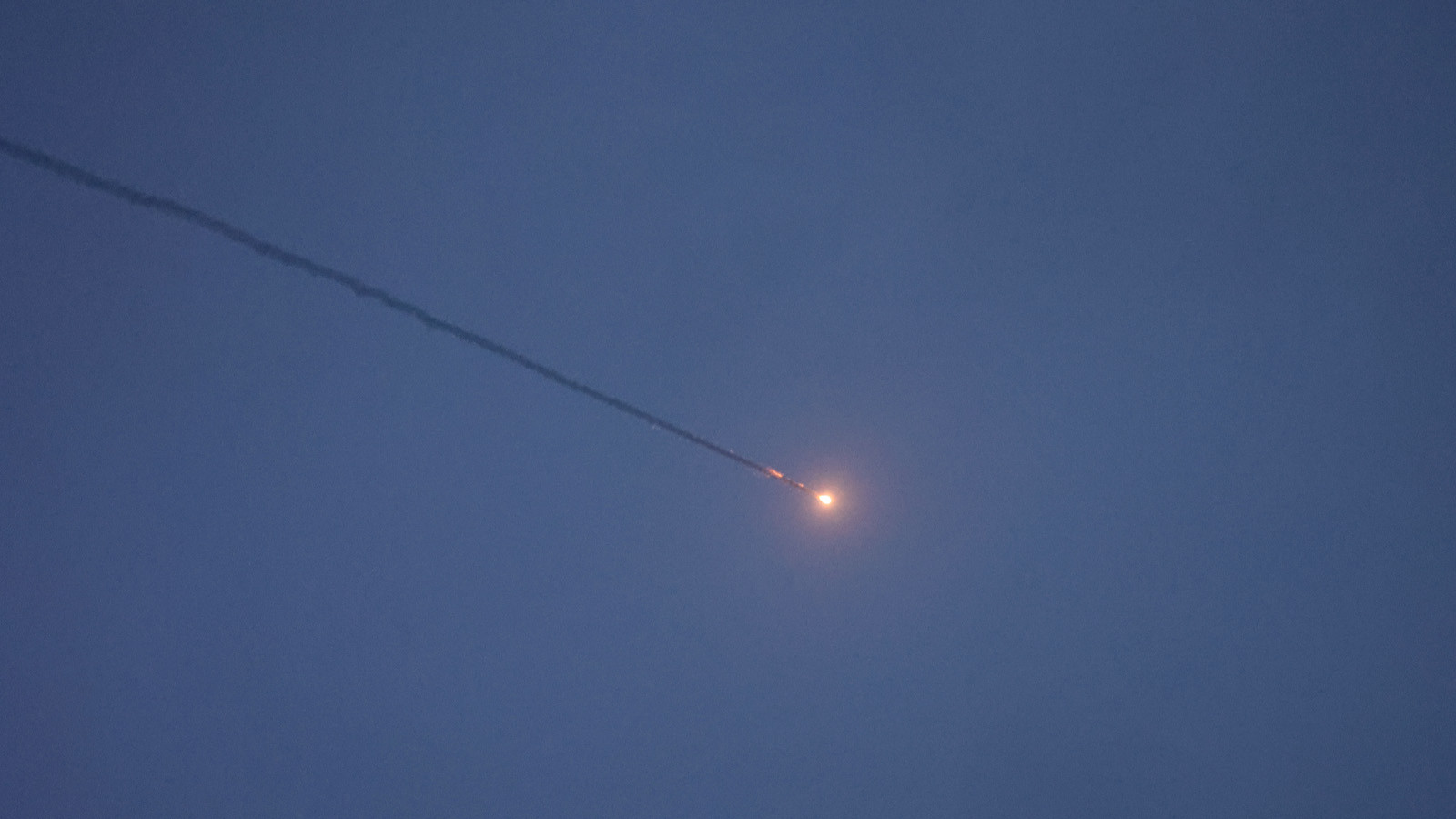 İsrail'in saldırıları altındaki Lübnan'da can kaybı arttı