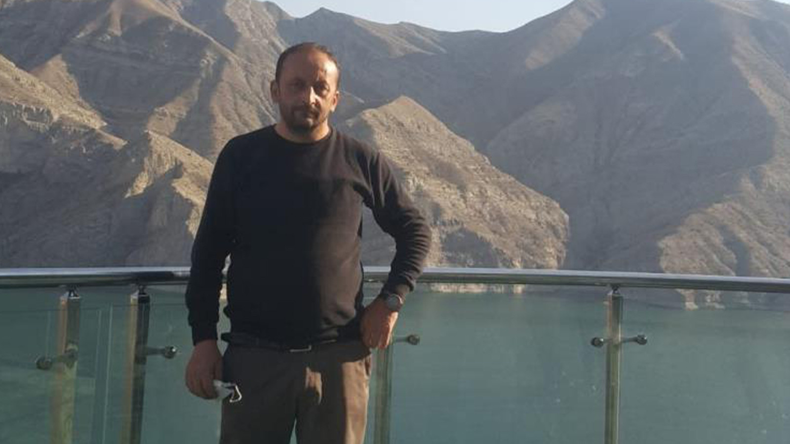 Artvin’de öğretmen araç içinde ölü bulundu