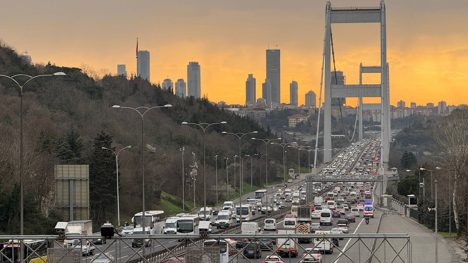 İstanbul'da trafik yoğunluğu yüzde 76'ya çıktı