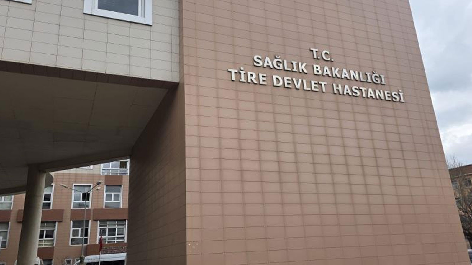 Tire Devlet Hastanesi'nde stajyer lise öğrencisine taciz iddiası