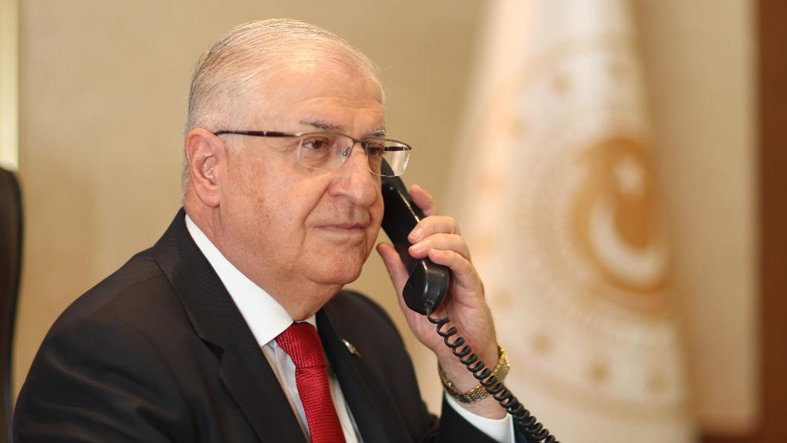 Bakan Güler, İran Savunma Bakan Vekili ile görüştü