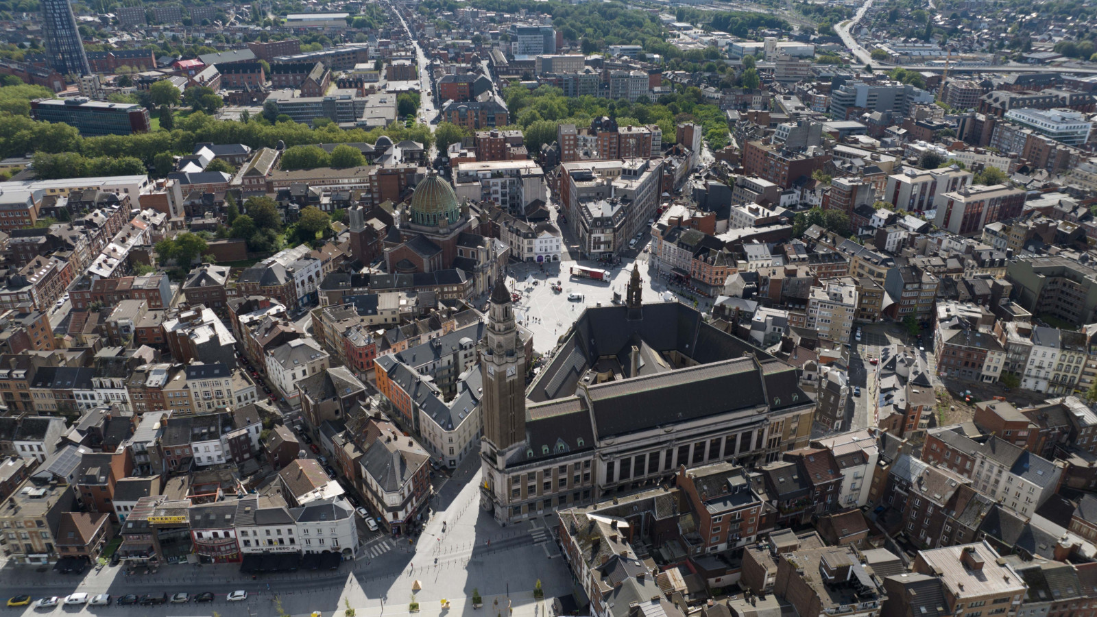 Dünyanın en çirkin şehri... İnsanlar akın akın buraya gidiyor!