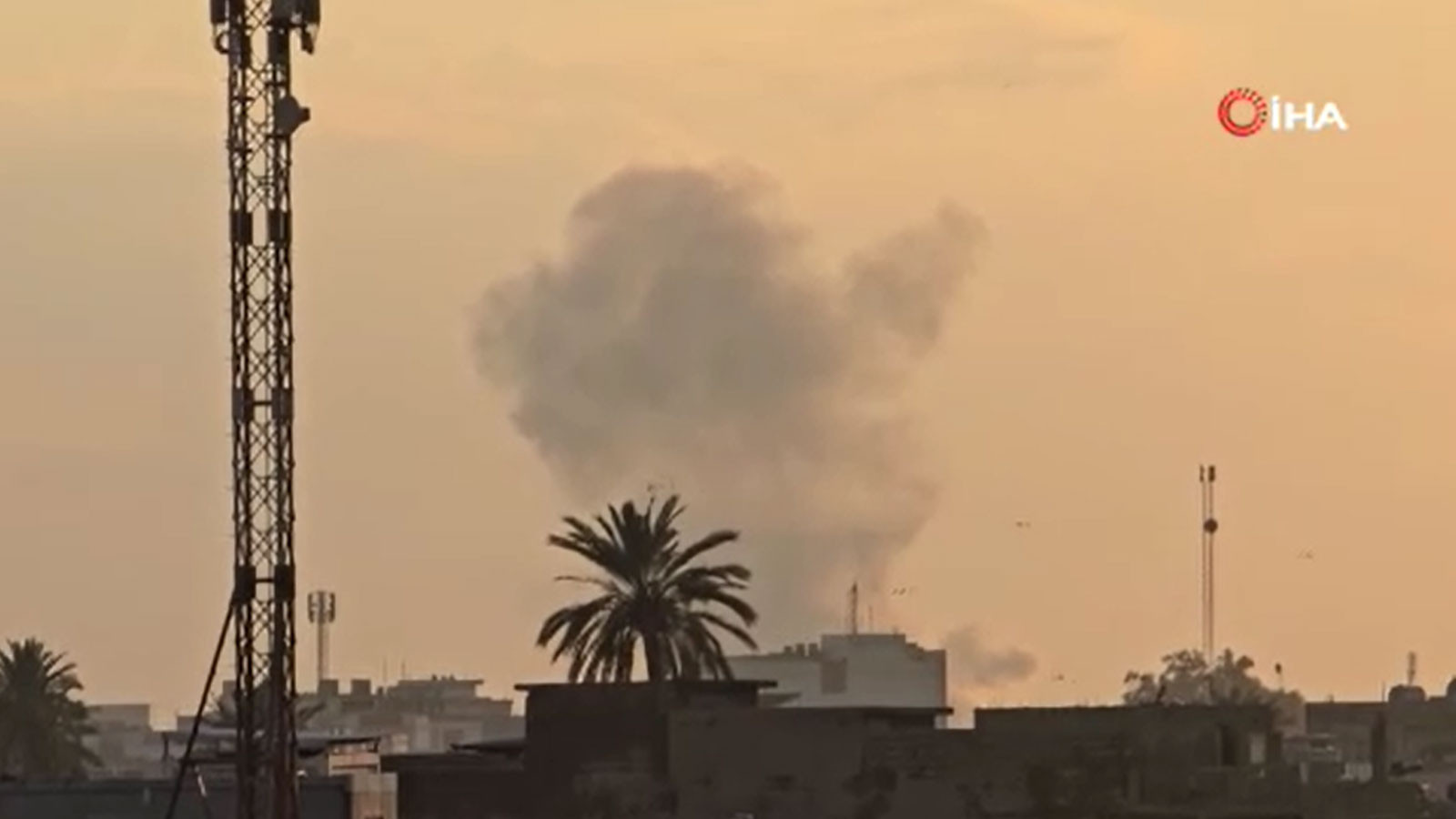 Kerkük Havalimanı'nda Haşdi Şabi'ye ait merkeze hava saldırısı: Yaralılar var