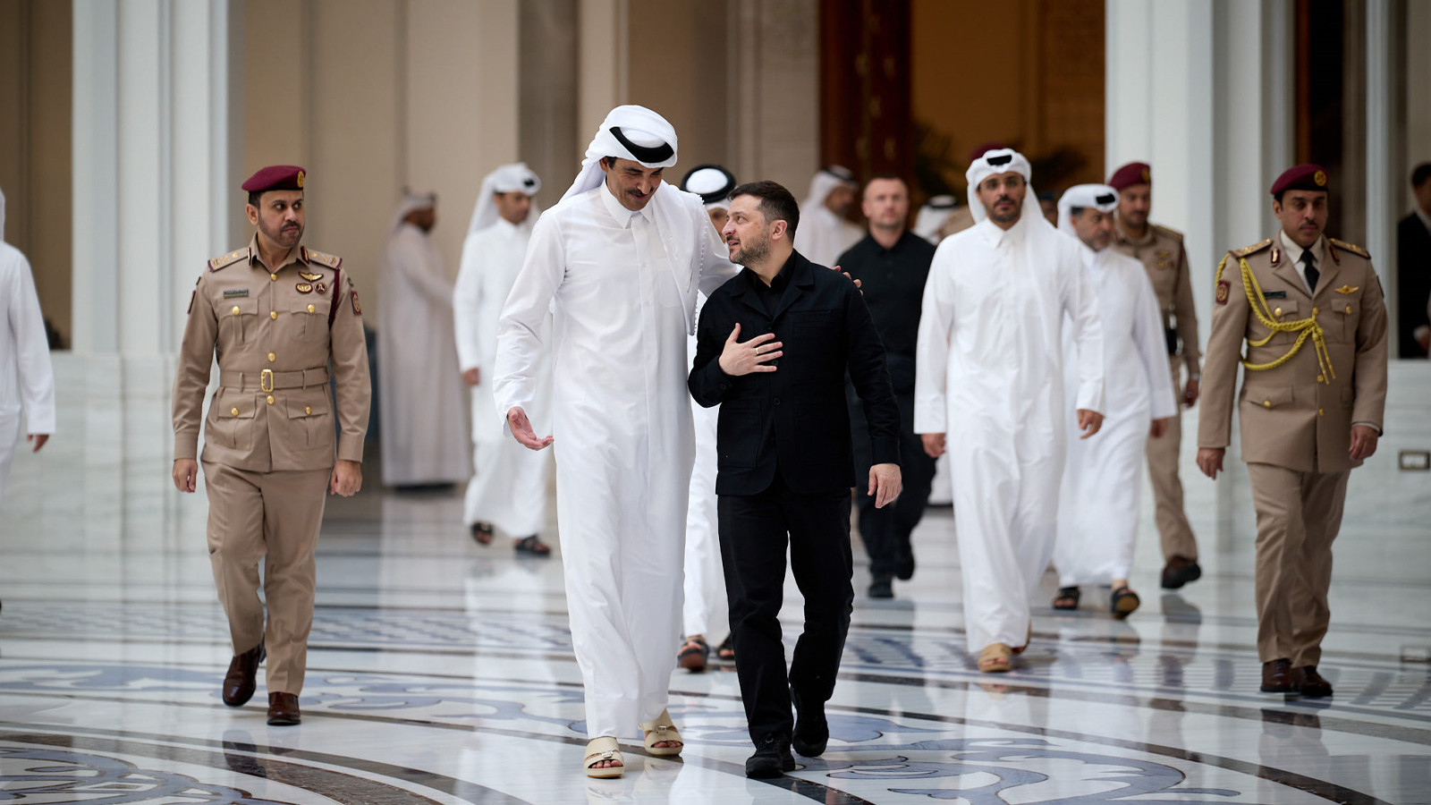 Ukrayna Devlet Başkanı Zelenski, Katar Emiri Al Sani ile görüştü